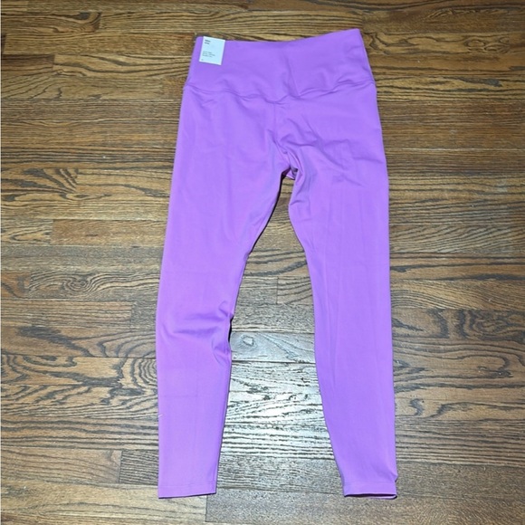 Nike One Large - Picture 3 of 8